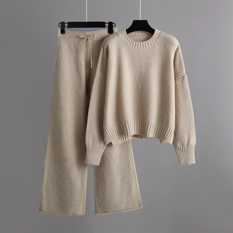 Women’s Loungewear Set – Soft Knit – Relaxed Fit Sweater and Wide-Leg Pants