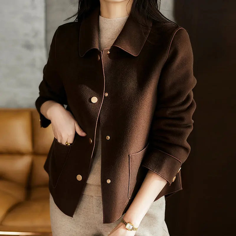 Elegant Jacket for Women – Modern Comfort Design