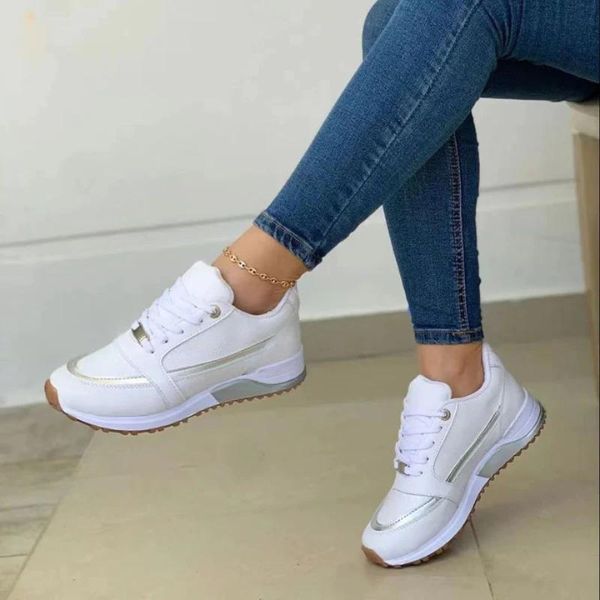 Zara Active Sneakers - For a dynamic and elegant look