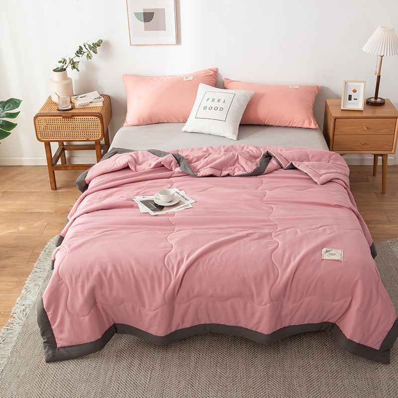 Minimalist Cotton Quilt with Stitched Pattern