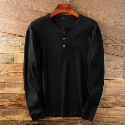 Classic long-sleeve shirt for men