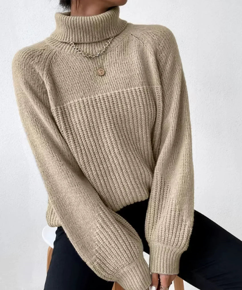 Blaire – Warm knitted turtleneck sweater for women
