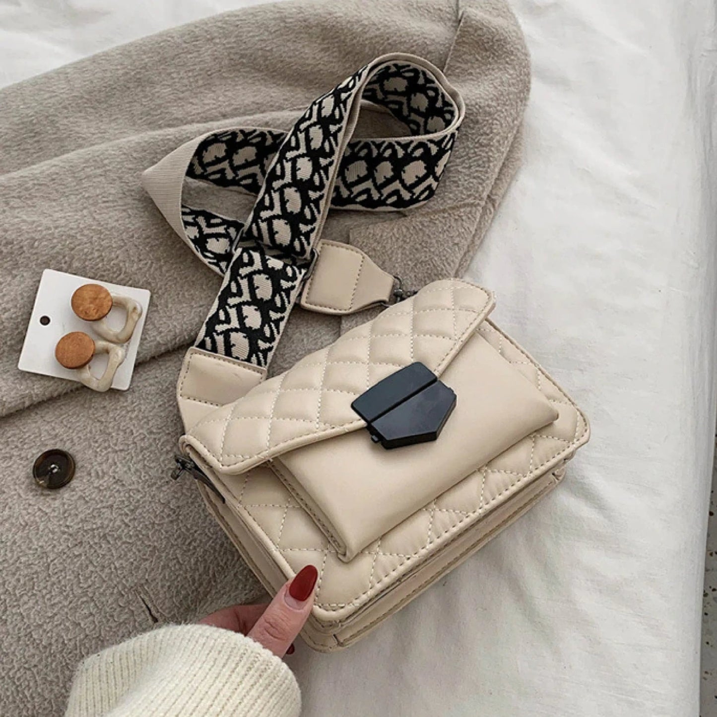 TrendAura Kathryn Quilted Vegan Leather Crossbody Bag - Chic, Everyday Essential With Adjustable Strap