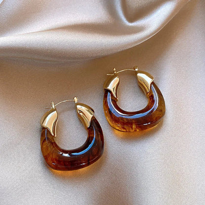 Retro U-shaped Geometric Earrings made of Brown Resin for Women