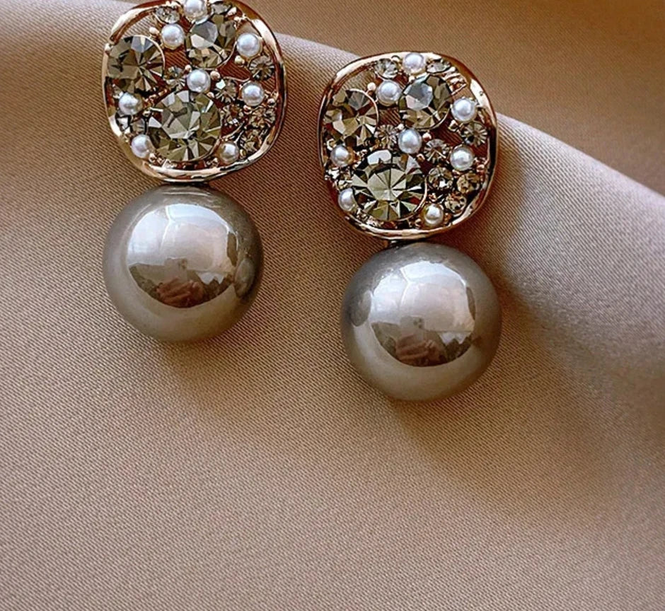 Retro U-shaped Geometric Earrings made of Brown Resin for Women