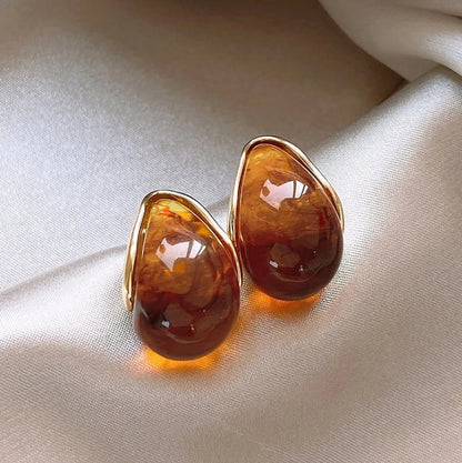 Retro U-shaped Geometric Earrings made of Brown Resin for Women