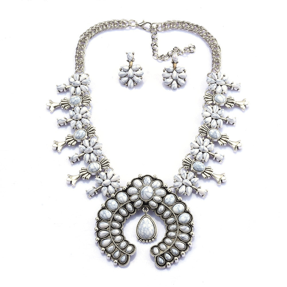 Women's Turquoise Blossom Necklace Set with Southwest Design and Elegant Accents
