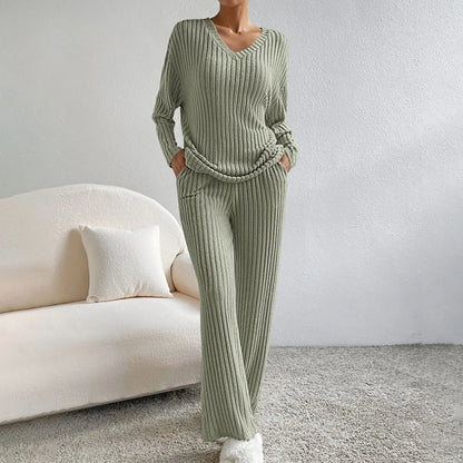 Women's Knitted Two-Piece Set with Soft Fabric and Relaxed Fit