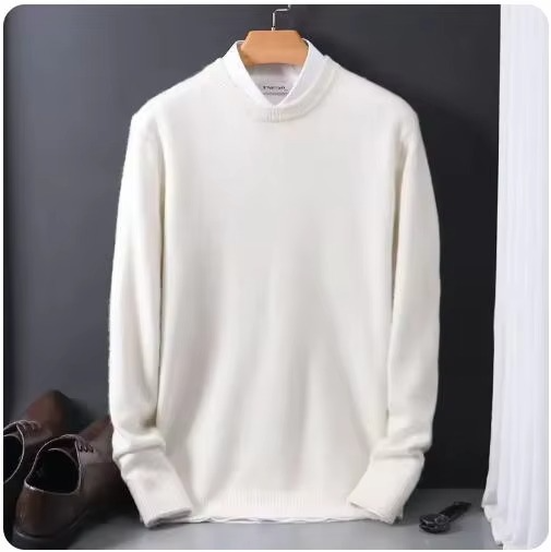 TrendAura Classic Cashmere O-Neck Navy Men's Sweater Knit Pullover for Soft Warmth and Refined Comfort