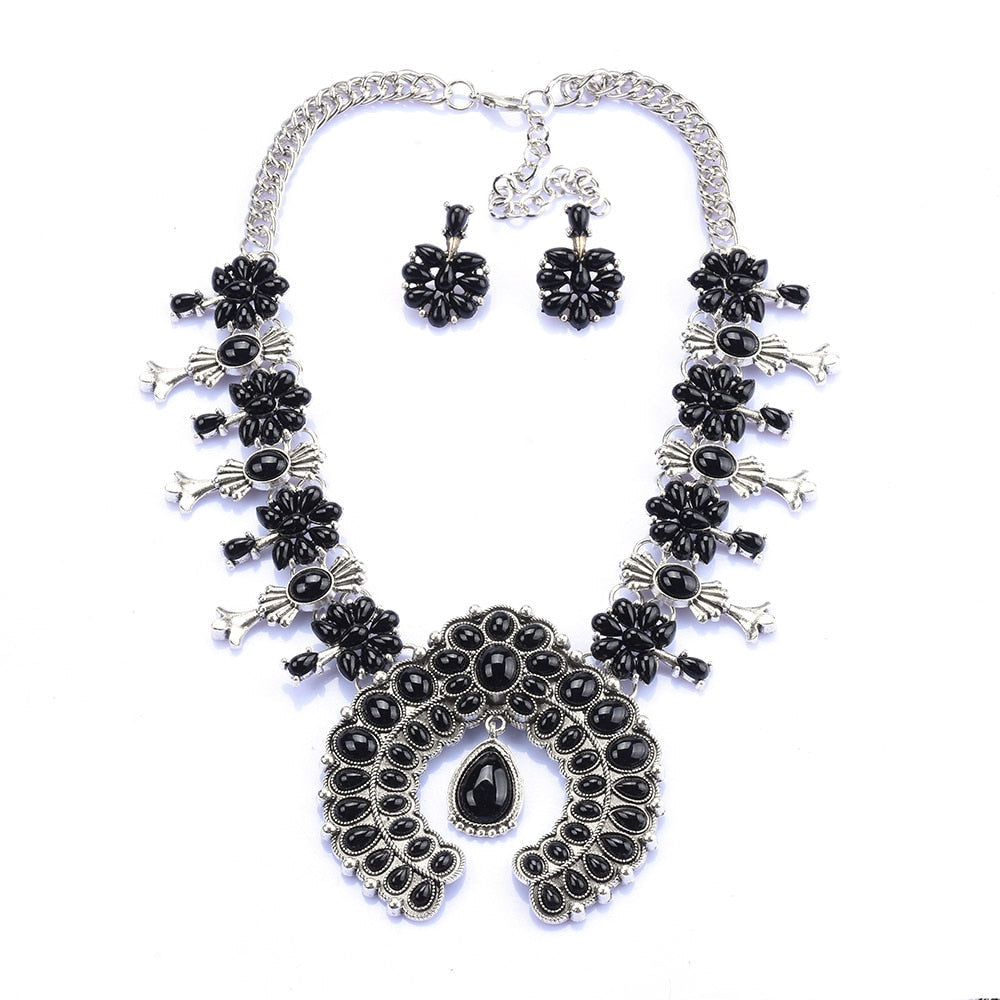 Women's Turquoise Blossom Necklace Set with Southwest Design and Elegant Accents