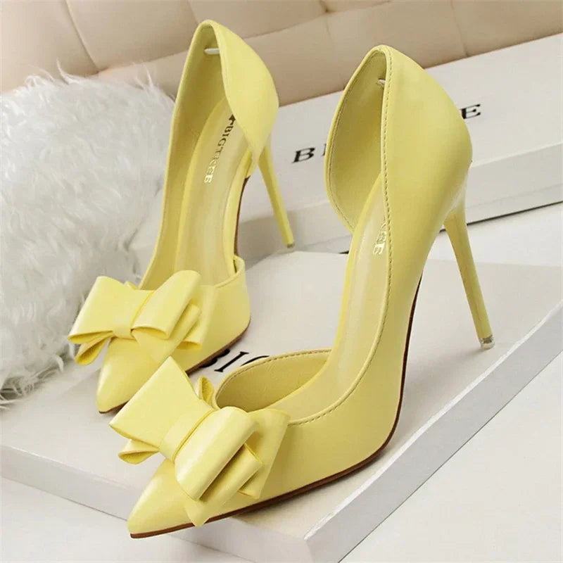 INGE Pointed Toe Pumps With Bow For Women Elegant Silhouette Flattering Soft Insole