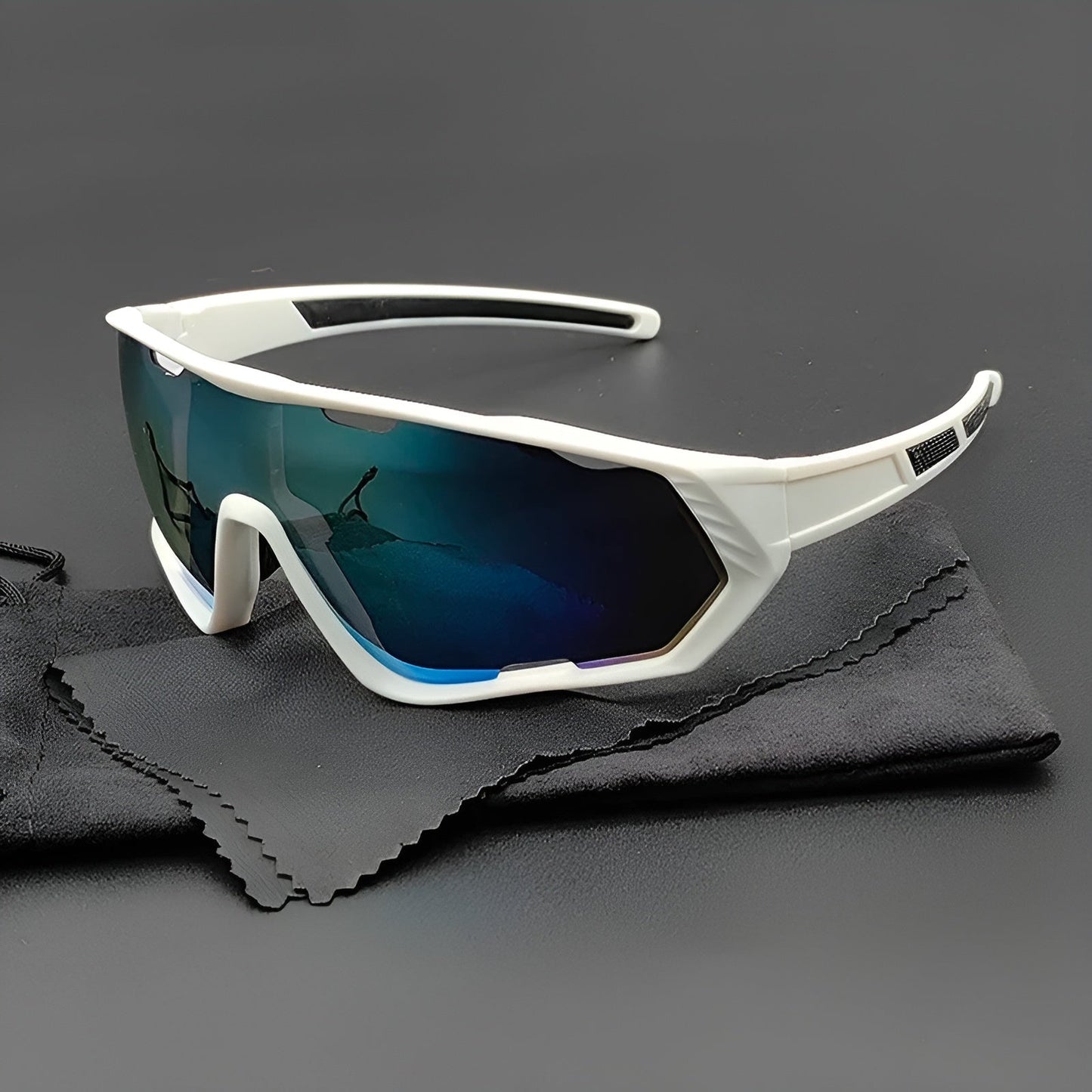 TrendAura Peak View Sunglasses - Durable Polycarbonate Lenses For Outdoor Enthusiasts With Non-Slip Nose Pad