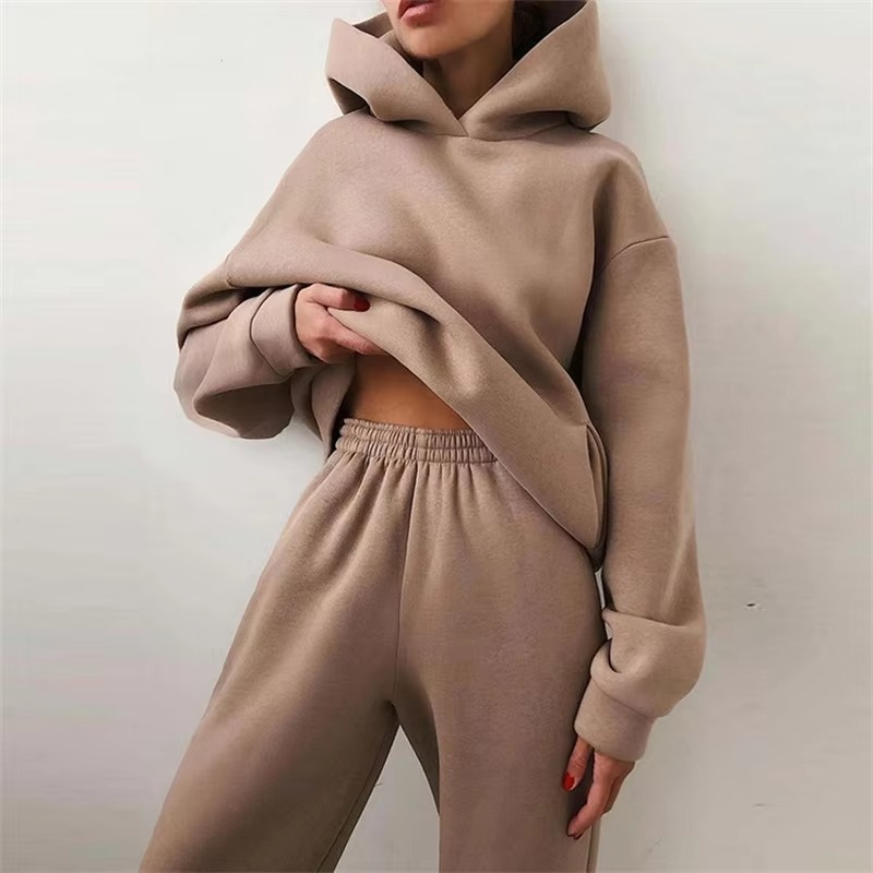 Women's Two Piece Tracksuit Set, Warm Oversized Hoodie and Long Pants for Fall Casual Wear