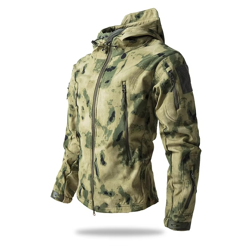 TrendAura Men’s Soft Shell Outdoor Fleece Jacket Windproof Weather Protection All Day Warmth