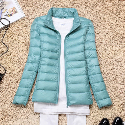 Eloura-Moda | Ultra-light women's down jacket with hood