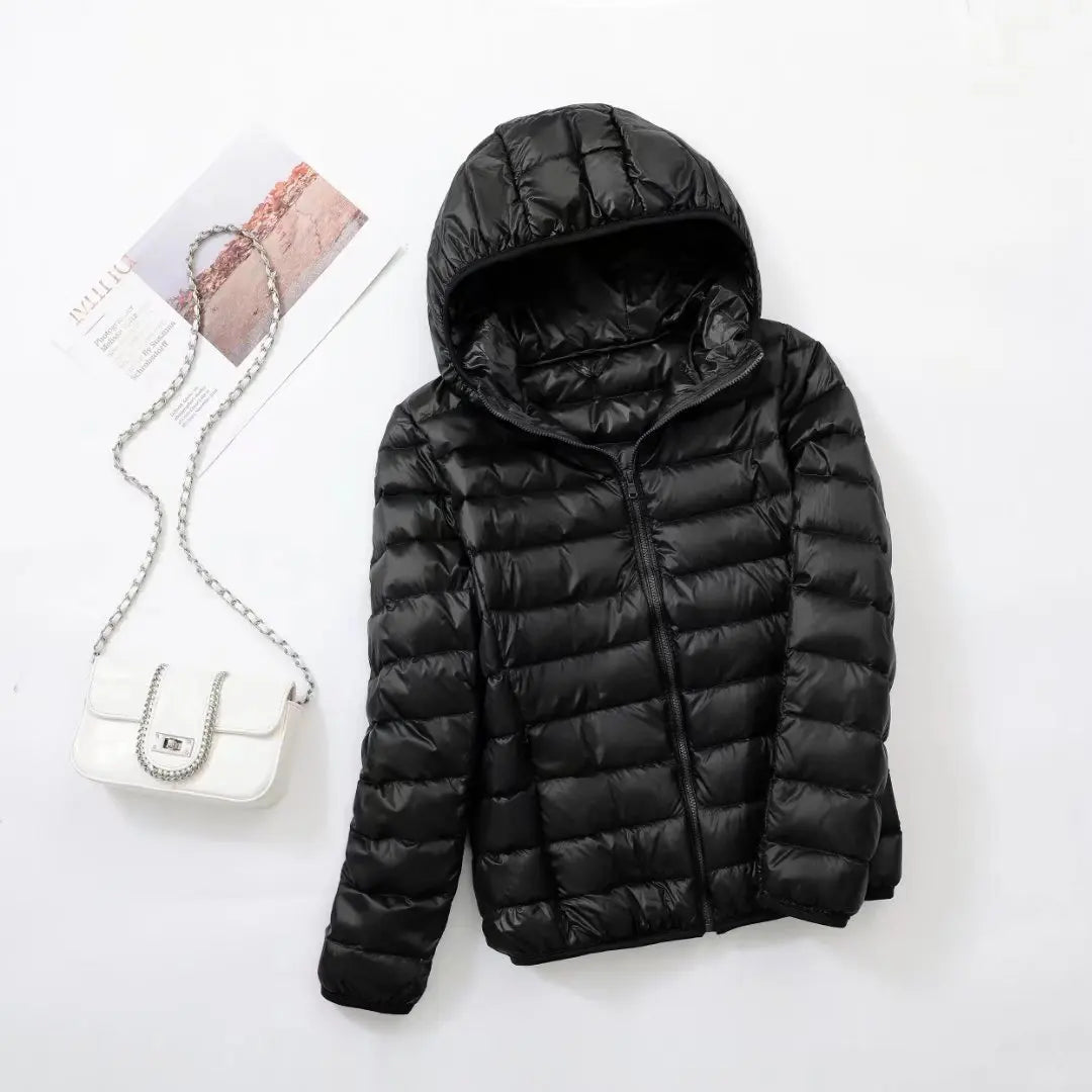 Women's hooded down jacket