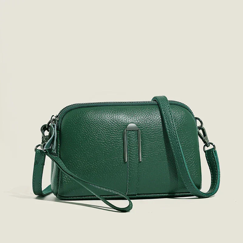 Women's Shoulder Bag with Structured Design and Versatile Style