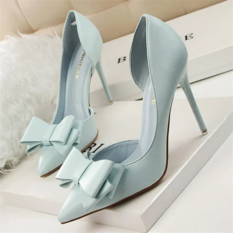 INGE Pointed Toe Pumps With Bow For Women Elegant Silhouette Flattering Soft Insole