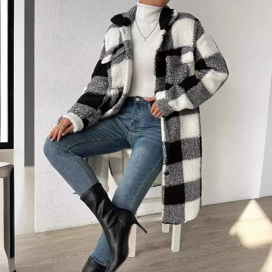 TrendAura Sophie Elegant Plaid Coat For Confident Women Cozy Refined Everyday Chic Warmth