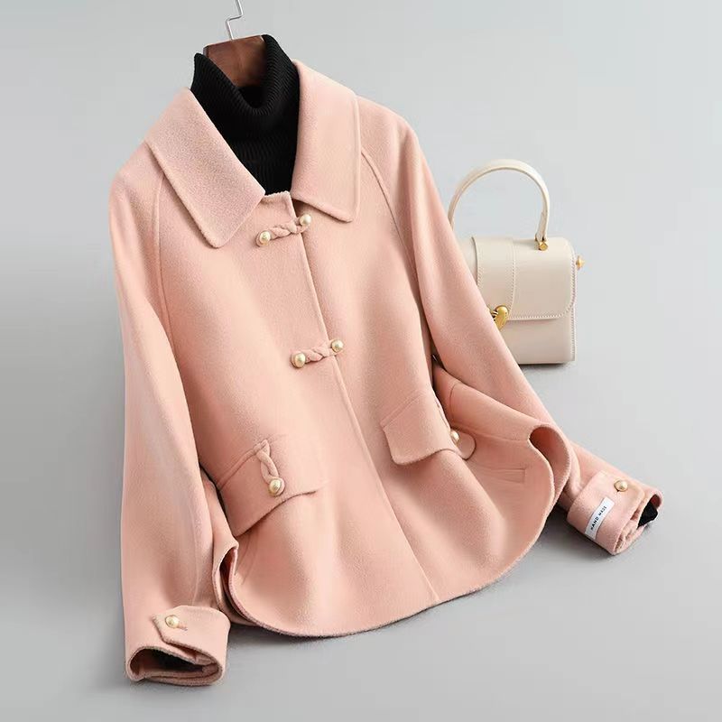 Lea Elegant Wool Coat For Modern Women, Lightweight Warmth And Soft Insulation, Timeless Sophistication