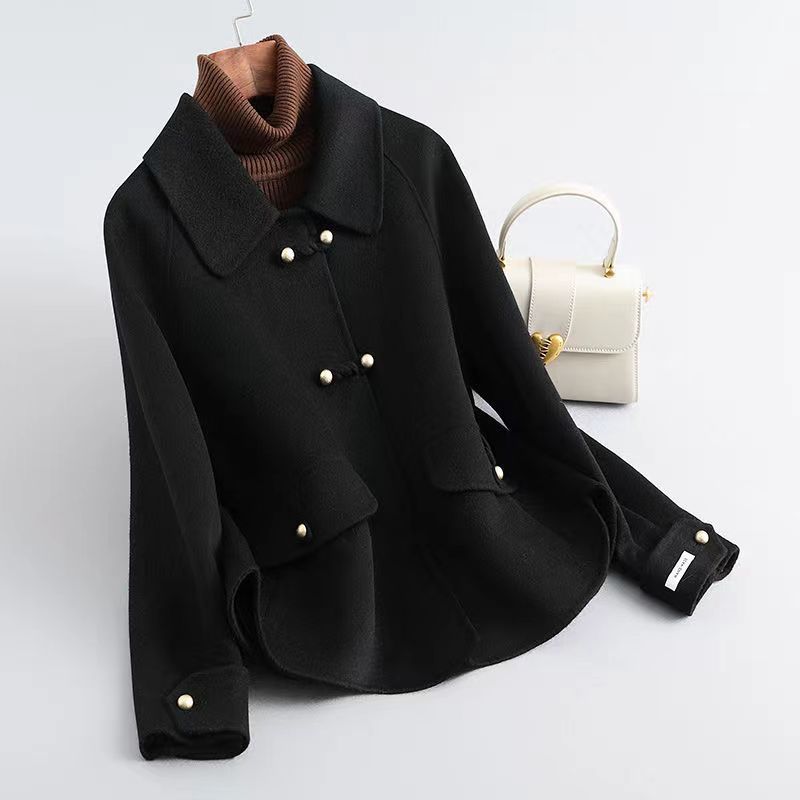 Lea Elegant Wool Coat For Modern Women, Lightweight Warmth And Soft Insulation, Timeless Sophistication