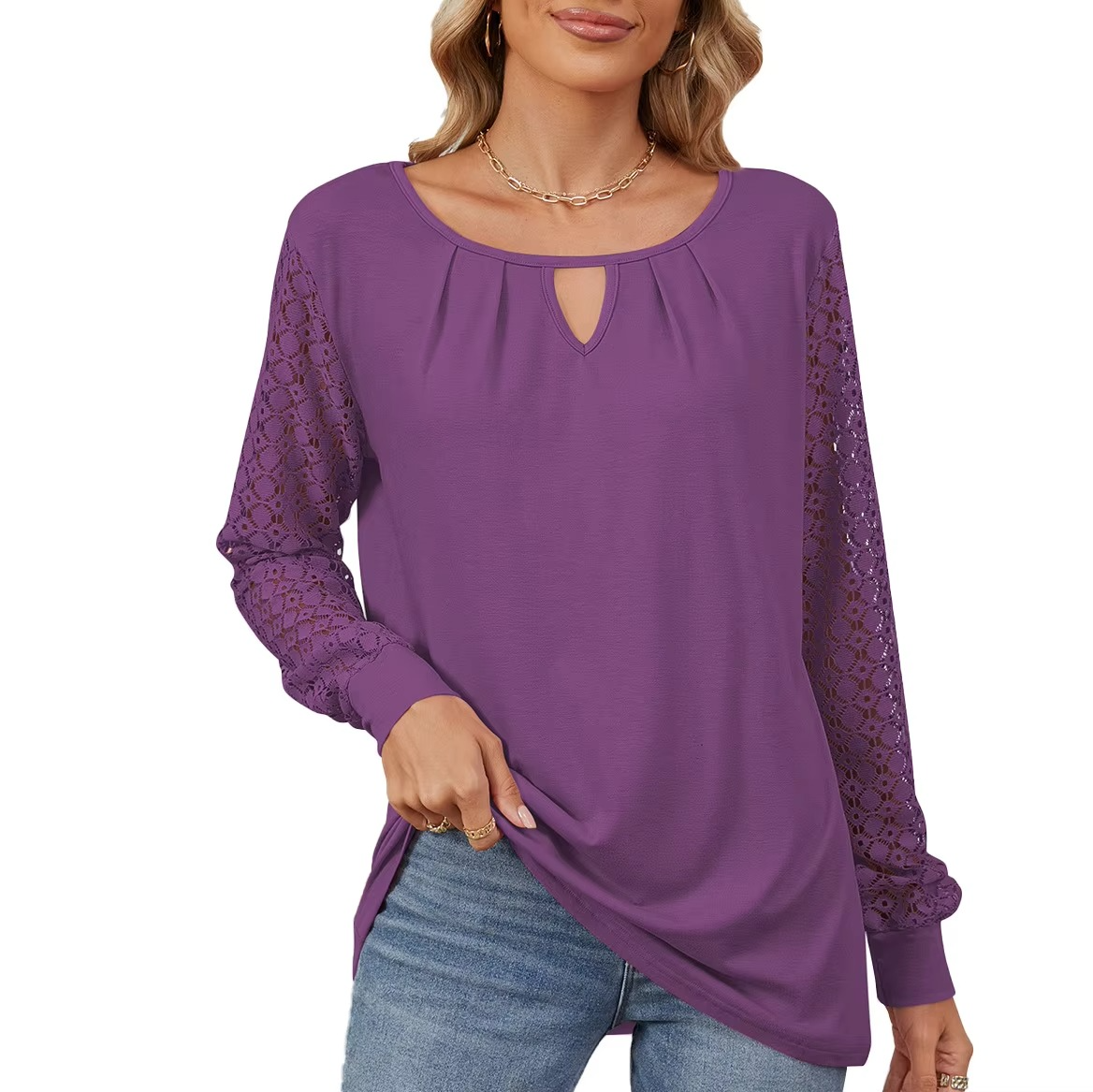 Carlotta | Fashionable long-sleeve top for women with lace details