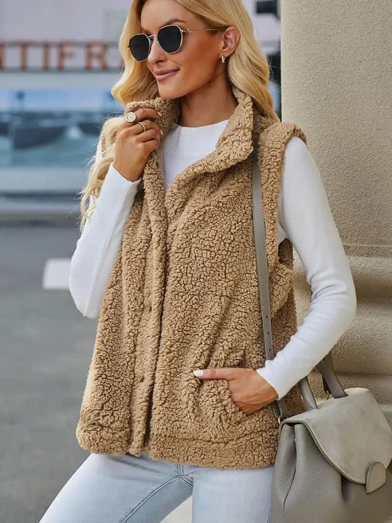 Berepe - Lambswool vest for women
