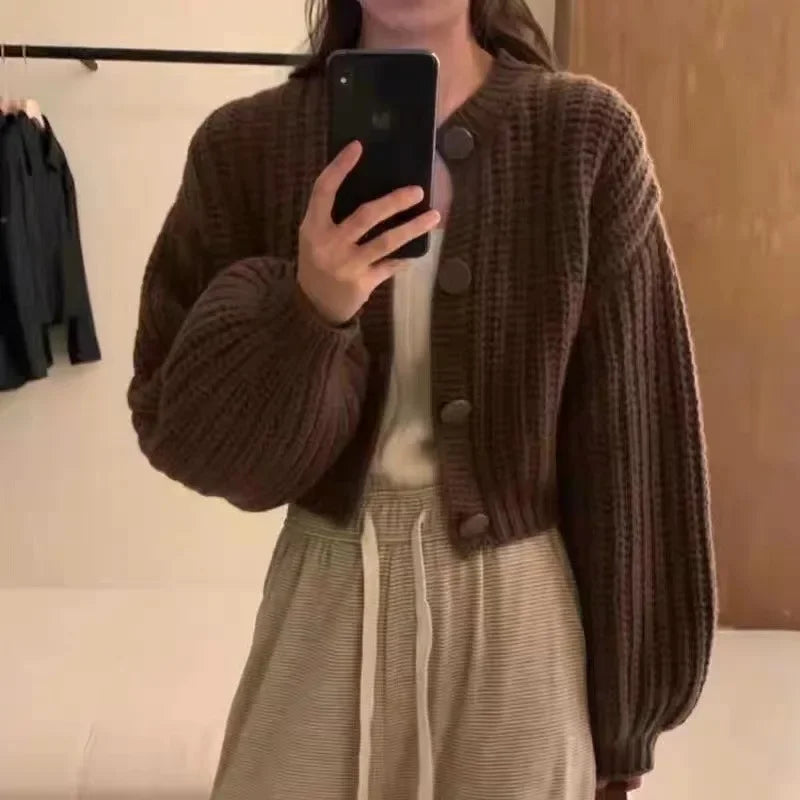 Women’s Cardigan – Wool Knit – Loose Fit – Cropped Length – Balloon Sleeve – Button Front