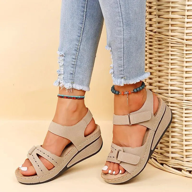 Platform Sandals With Adjustable Velcro Straps For All Day Comfort And Cushioned Support For Everyday Wear