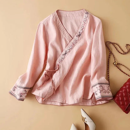 Women's Patterned Blouse with Relaxed Fit and Lightweight Fabric