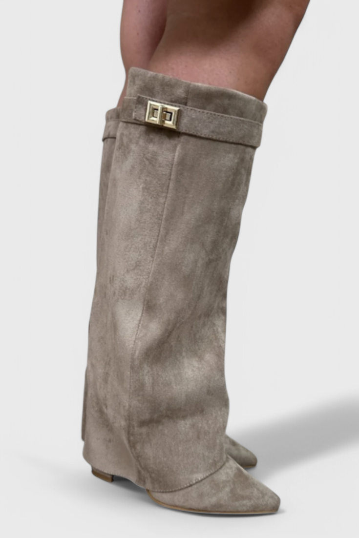 Women's Everyday Boots with Sleek Design and Versatile Style