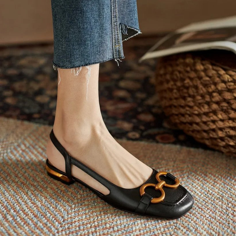 Women's Casual Sandals with Adjustable Straps and Cushioned Footbed