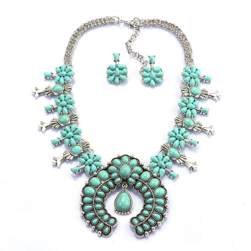  - TrendAura