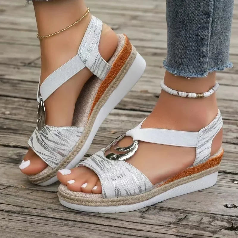 Women's Adjustable Sandals with Arch Support and Secure Fit