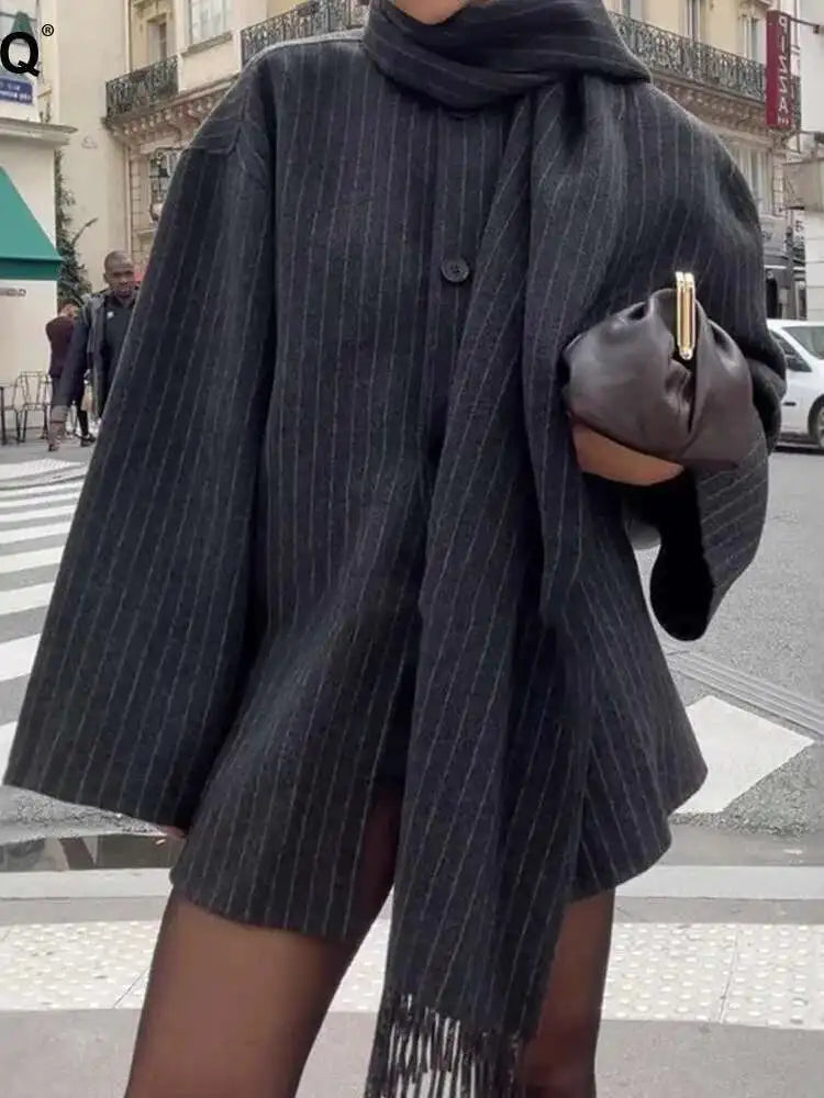 Women’s Short Jacket – Wool – Relaxed Fit – Striped – Single Breasted with Scarf