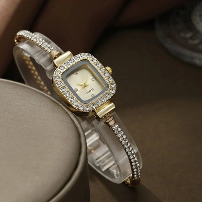 Serene Éclat Crystal Bracelet Watch For Women With Elegant Sparkle And Timeless Luxury