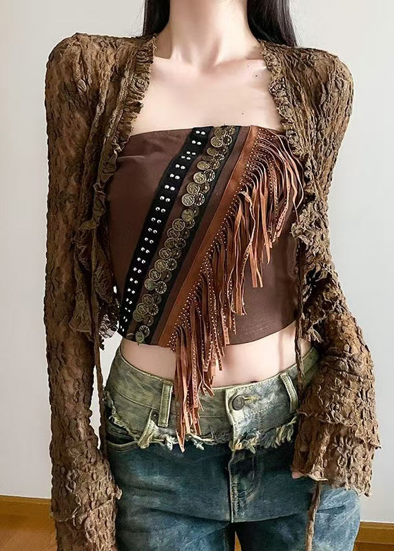 Ensemble deux pièces sexy marron avec cardigans à lacets ajourés et débardeur à pompons, printemps - TrendAura