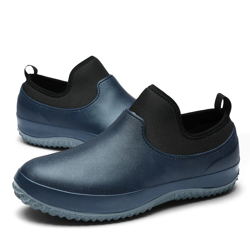 SafeTread Men Waterproof Anti Slip Work Shoes For Chefs And Kitchen Staff With Non Slip Rubber Sole