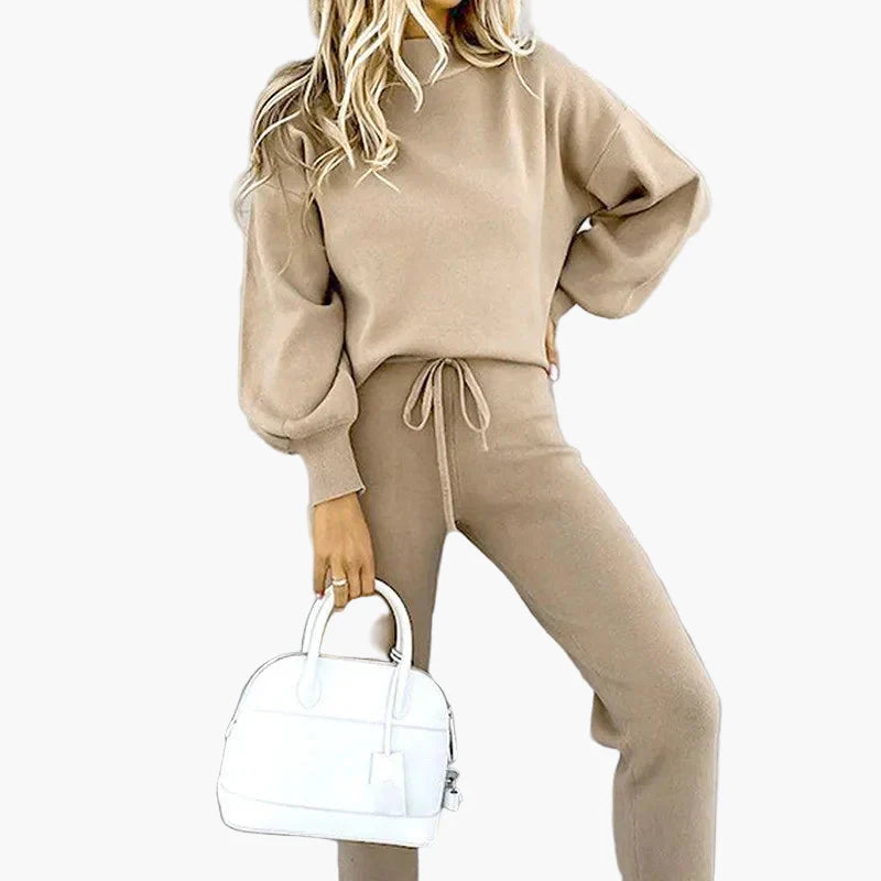 Women's Casual Two-Piece Set – Fashionable Lounge Outfit with Wide-Leg Pants and Long-Sleeve Shirt, Perfect for Everyday & Streetwear