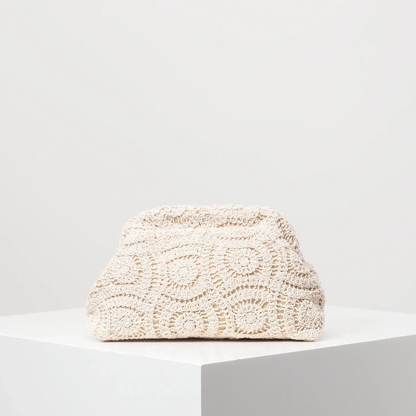 TrendAura Bohemian Lace Clutch - Handwoven Straw Material For Lightweight And Compact Yet Spacious Interior