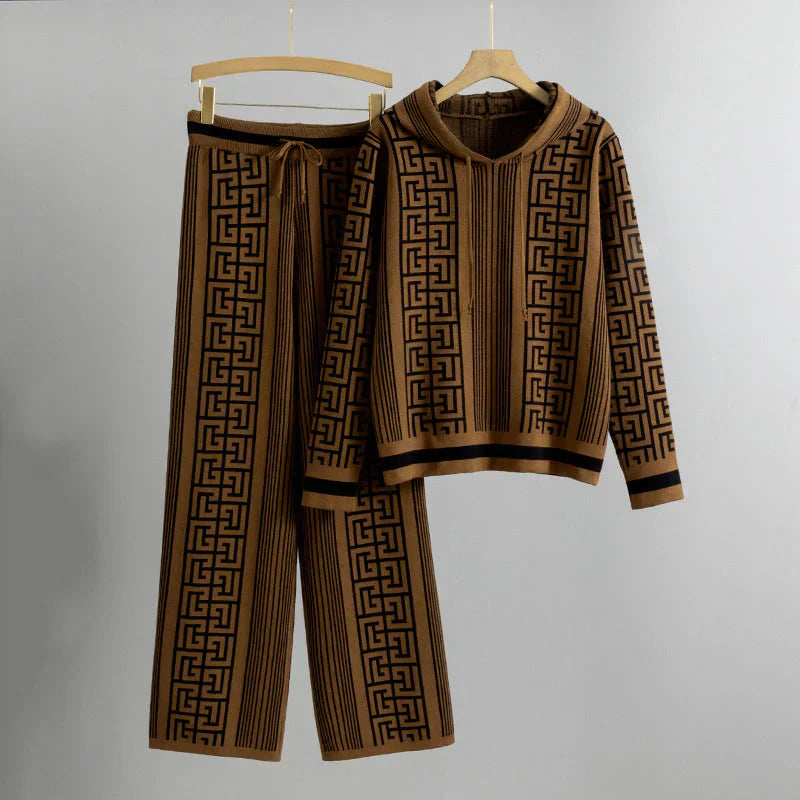 Women's Hoodie and Trousers Set with Relaxed Fit and Soft Fabric