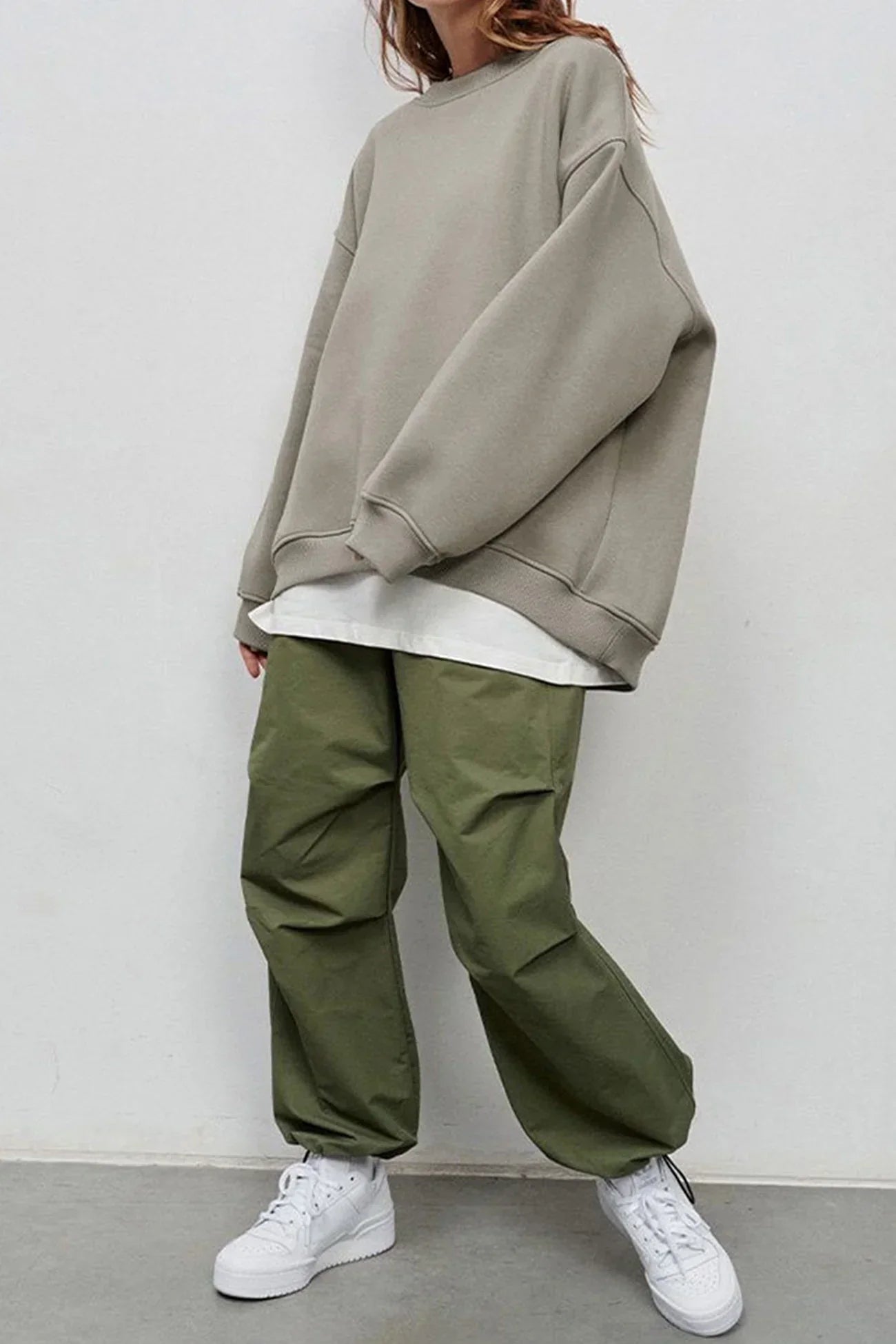 Lola Oversized Sweatshirt Organic Cotton Cozy Crew Neck For Women Effortless Chic Comfort