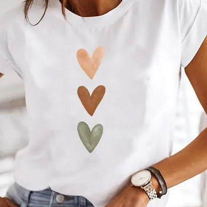 Summer T-shirt with heart motif for women