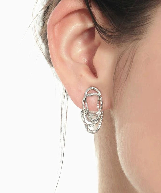 Boucles d'oreilles créoles ajourées en dentelle de soie et cuivre style soie - TrendAura
