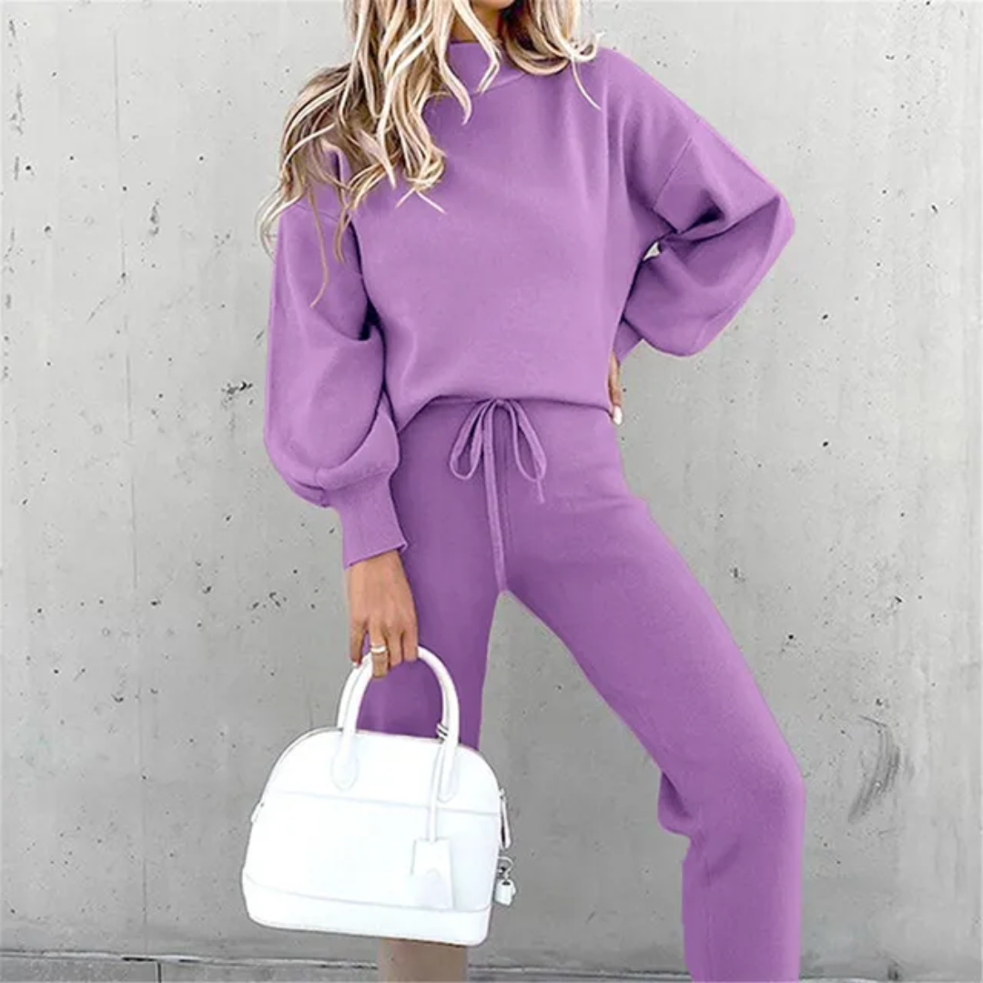 Stylish women's tracksuit made of soft material