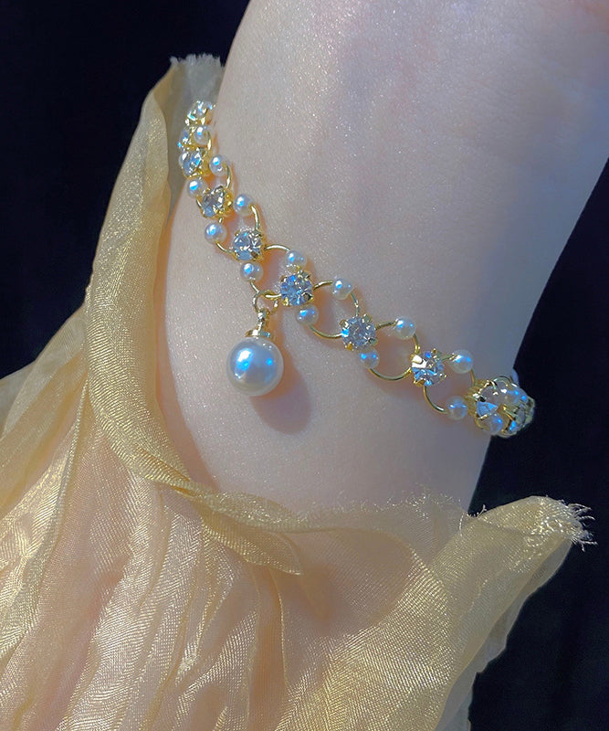 Bracelet à breloques élégant en alliage de cuivre doré et perles de zircon - TrendAura