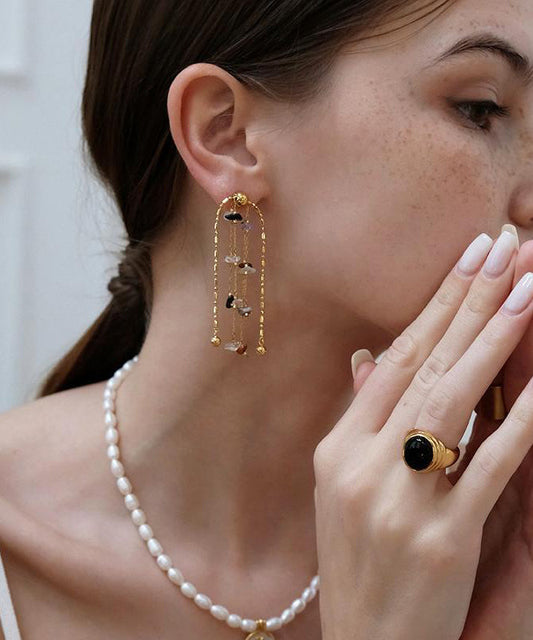 Boucles d'oreilles pendantes élégantes en or et cuivre avec pampilles en pierre arc-en-ciel - TrendAura