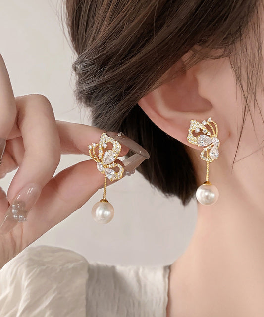 Boucles d'oreilles pendantes élégantes en argent sterling doré et zircons avec perles et papillon - TrendAura