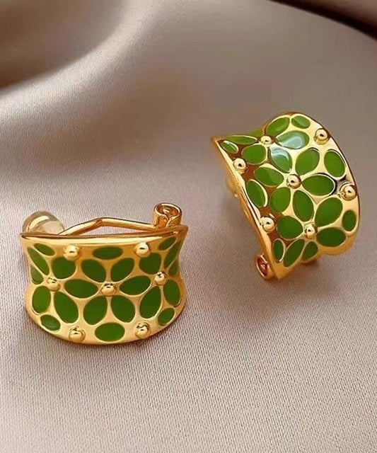 Boucles d'oreilles créoles florales élégantes en cuivre vert en forme de C - TrendAura