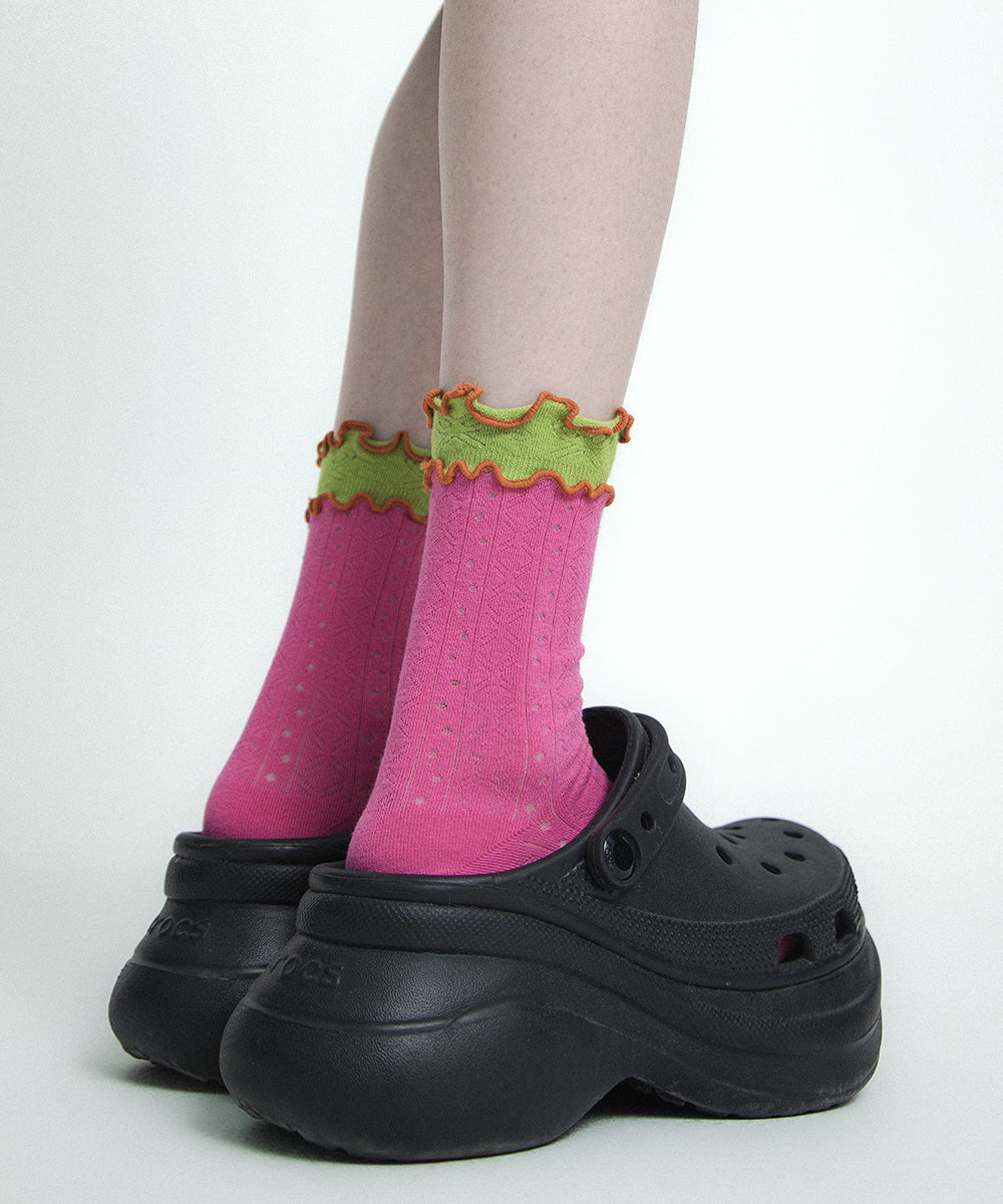 Chaussettes mi-mollet élégantes en coton ajouré à volants et patchwork - TrendAura